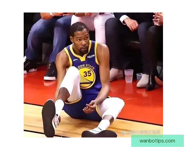 杜兰特40+7狂砍难掩失误痛苦 客场逆转22分未能完成奇迹